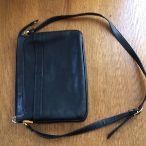 Giani Bernini leather shoulder bag